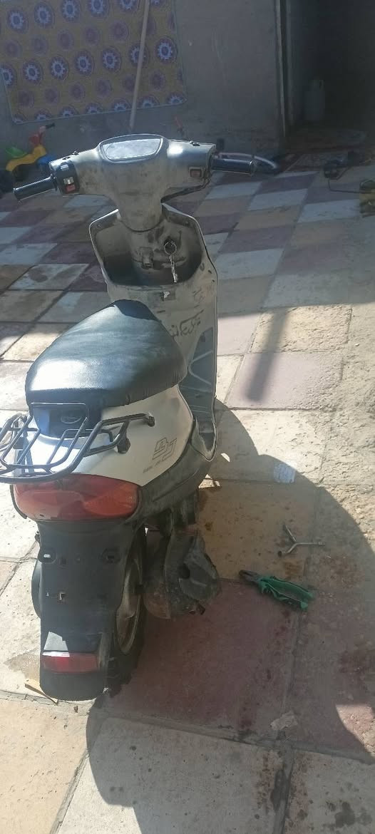 السلام عليكم دراجه للبيع بيجي الرقم***********السعر350
وبيها مجال قليل
