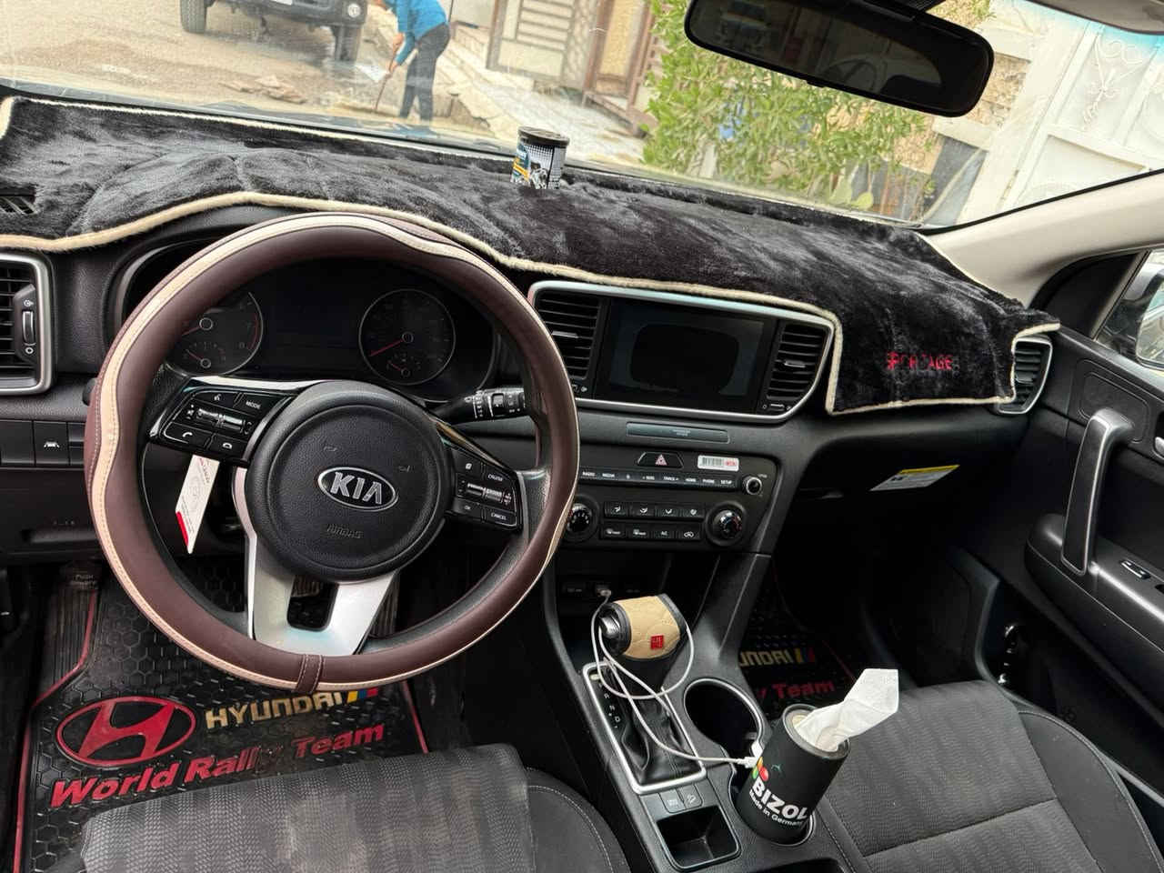 السلام عليكم سبورتج 2020رقم اربيل بأسمي الدولي الجديد سنوية لل28شرط التحويل او الوكالة وارد امريكي ضرر جاملغ وباب السائق بدون دواخل محرك 2400  والسونار مرفق بالمنشور ايرباك دركة فقط محرك كير صدر تبريد كلها كفالة عامة تحكم ستيرن 4جهات نظام تحديد مسار رادار امامي وجانبي كاميرا دواره حاكية اتصال لايت زنون بلادي 3انظمة قيادة وبعد بيها مواصفات هواي ماشية 58شرط الفحص و السونار السعر 147وبيها مجال مكانها بغداد للاستفسار ***********
