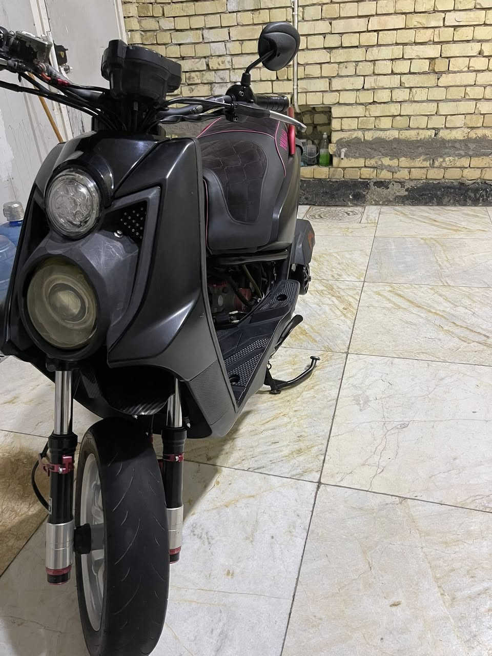 السلام عليكم  سكنز للبيع بوشه ٦٣ بلاد محرك مكفول صالنصه بوري عدل السعر ١٣٥٠ وبيهه مجال للطيبين 
رقمي ***********
