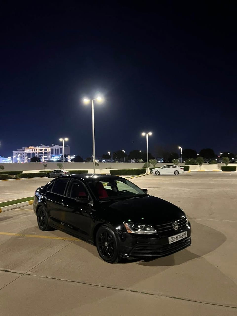 Volkswagen jittar 2017                             مواسةفات ئيس سةيارةكة ٤ پارچةو سبوغة گيرو مةكينةو تةبريد تةقةو رةقة بةناوكردن غةرامة هةمووب بةشةرت شوين هةولير *********** أربيل, العراق
