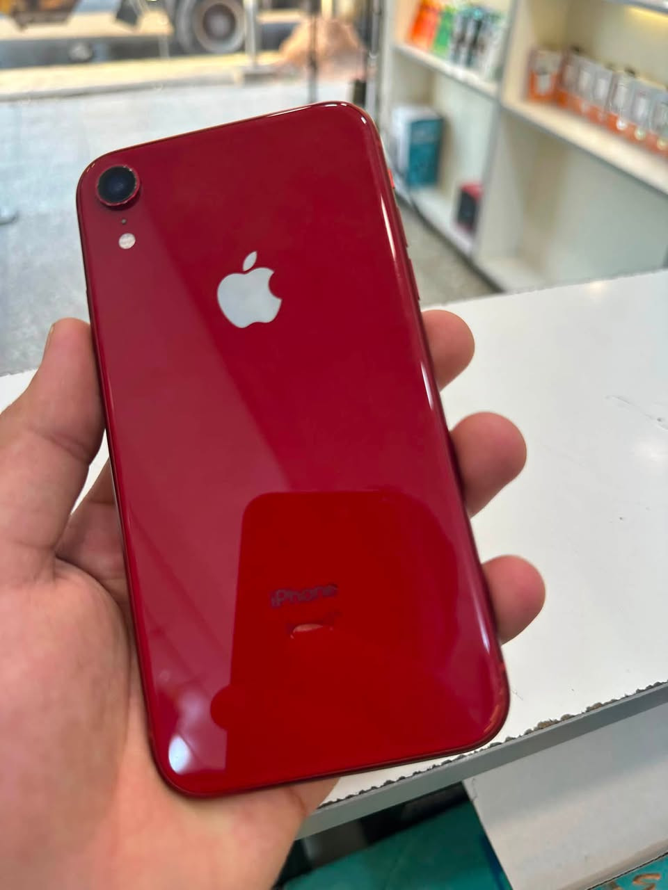 السلام عليكم
ايفون xr للبيع الجهاز كلة شغال ممفتوح لا مصلح فقط بي بالشاشة شخط صغير كلش فيس ايدي شغال نت اتصال كلة شغال ذاكرة 64 بطارية بلادي 74 السعر ب 150 وبي مجال بسيط العنوان الكمالية بداية شارع الاصفر للتواصل او الاستفسار:***********
