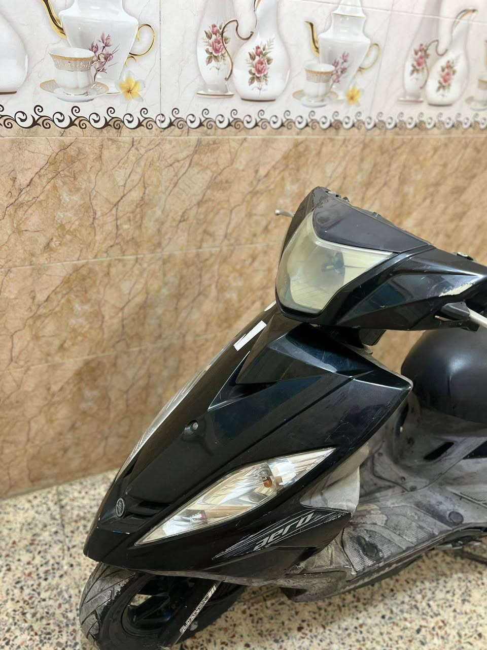 سلام عليكم دراجه جيتي ار لبيع السعر مليون 150وبيه مجال عنواني مدينه الصدر ***********
