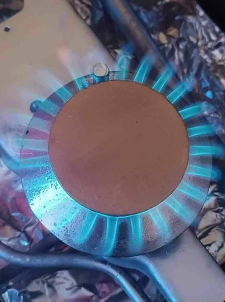 ورشه تصليح جميع انواع الطباخات متوفر صيانه موقعيه ***********
