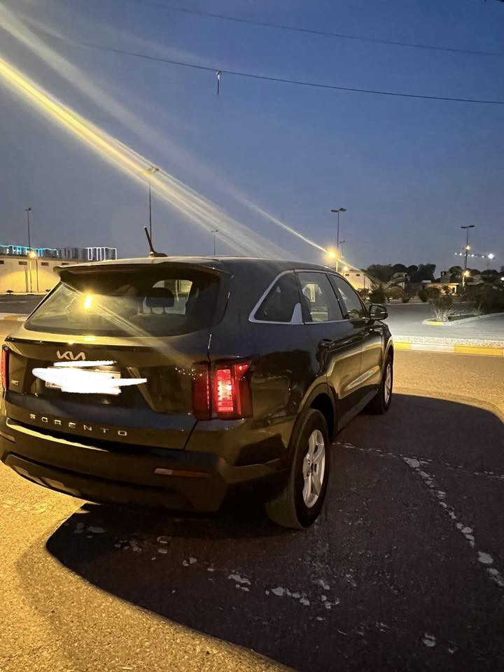 السلام عليكم للبيع سورنتو 2022 امريكي
1- محرك 2500 

2- رادات تحديد مسار

3 تحكم استيرن

4-لون فيلي

5- توقف ذاتي

6- 7 راكب

7- تبريد قطعتين 

8- مسافة المقطوعة 152 كم

‏9-  رقم انكليزي بغداد مدى انتهى 2029

10- السعر187 وبيه مجال بيع فقط

 

الاتصال : ***********
