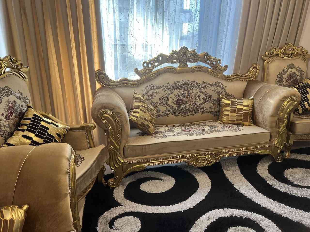 طخم قنفات ملكي ١٠ نفر سعر ٤٥٠ $ً،. رقم واتس اب ***********
