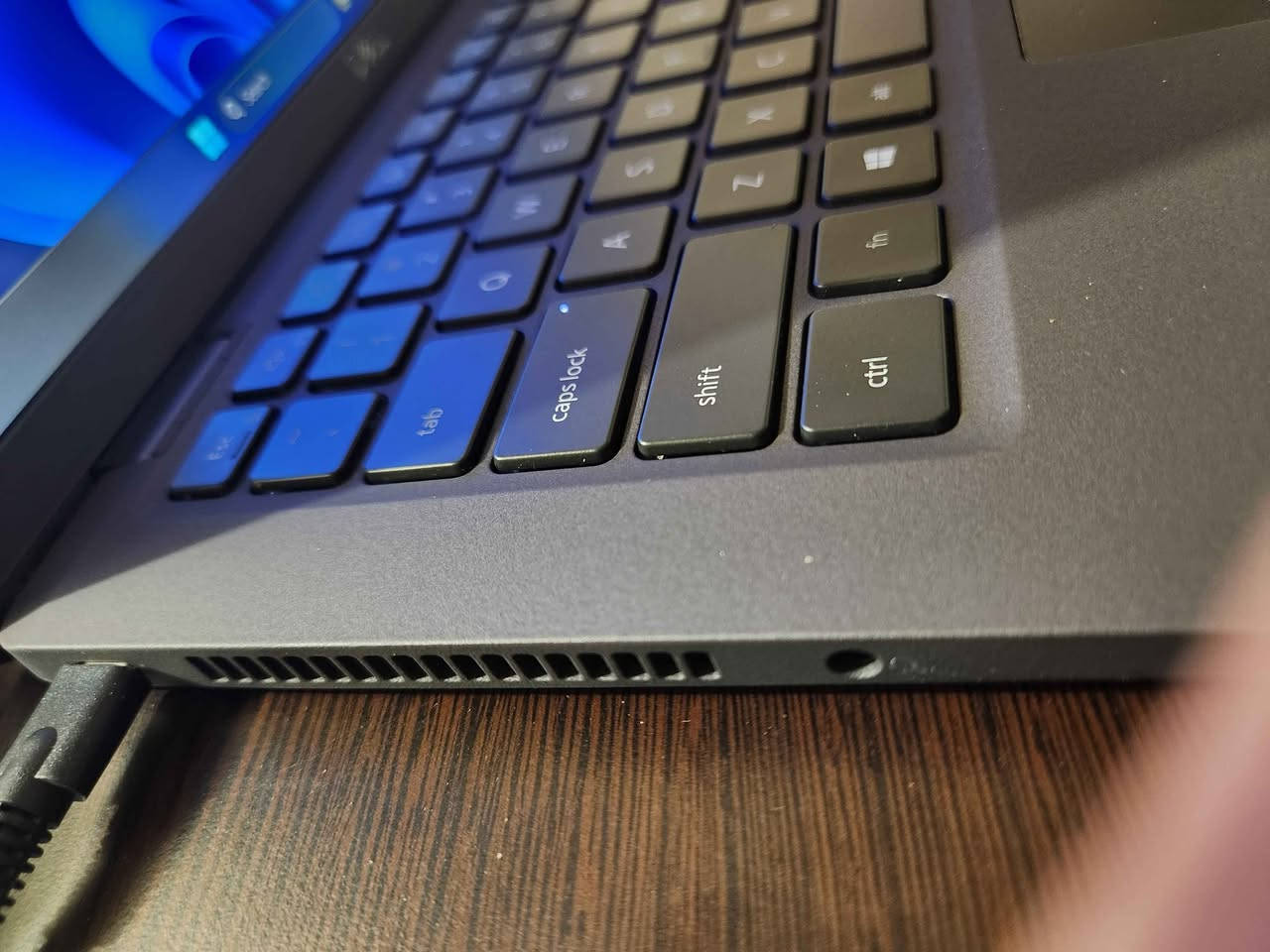السلام عليكم 
لابتوب ديل 7420
معالج i5 جيل 11فئة قوية g7
للبرامج الهندسية والالعاب
كرت شاشة داخلي قوي 8 gb Intel iris 
ssd 256 nvme 
Ram 16 ddr4 
شاشة 14.1 FHD
بطارية 5 ساعات
بصمة اصبع وكيبورد ضوئي 
شحن تايب سي 
ضمان شهر 
السعر 375 الف 
موجود توصيل للمحافظات أربيل, العراق


**إذا كنت صاحب هذا الإعلان وتريد حذفه لأي سبب، رجاءا أرسل رسالة إلى الدعم الفني**