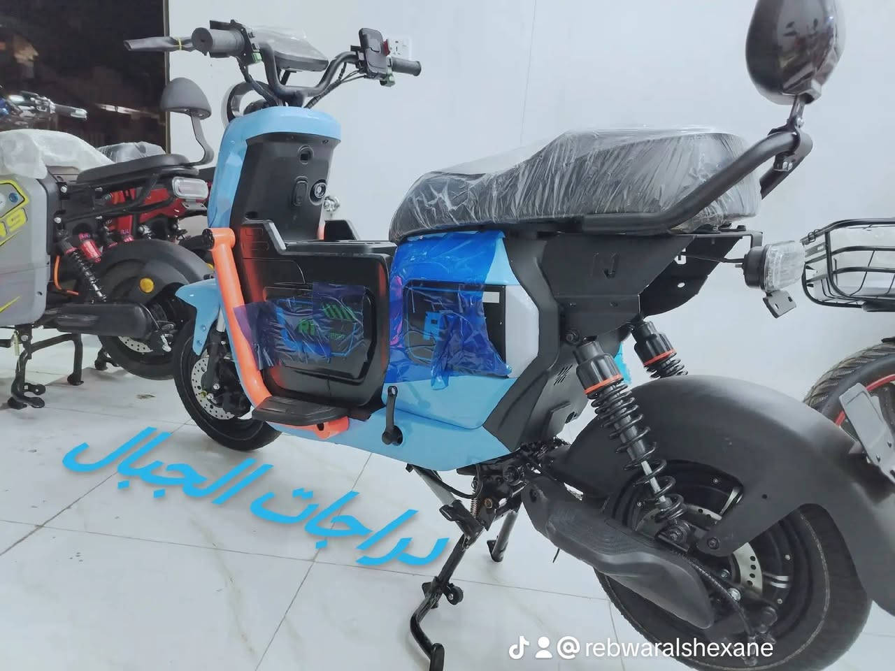 R-15
*********** واتساب
