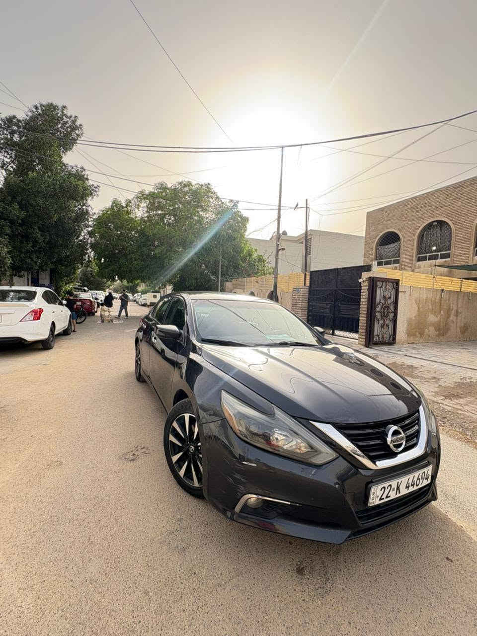 Nissan Altima 2018 SV للبيع

📍 الموقع: بغداد - الكرادة
✔️ وارد أمريكي
✔️ محرك 2.5 لتر اقتصادي
✔️ قير أوتوماتيك CVT
✔️ ماشية: 82 الف مايل

🔹 المواصفات:

- تشغيل بصمة (Start/Stop)
- مكيف ثنائي (Dual Zone)
- شاشة + بلوتوث + USB
- كاميرا خلفية
- نظام النقطة العمياء
- تحذير حركة خلفية
- كرسي السائق كهرباء

🔹 حالة السيارة:
- ضرر جاملغ عكس السكن صبغ وبيها تعديلات بارد بسبب حادث خلفي صار بالعراق 
- (حالة المكينة والگير ممتازة)
- تبريد السيارة ثلج 

💰 السعر: 113 ورقة قابل للتفاوض للجادين

📞 للتواصل: *********** واتساب أو اتصال

⚡ سيارة نظيفة وجاهزة للاستخدام اليومي بدون مصاريف
