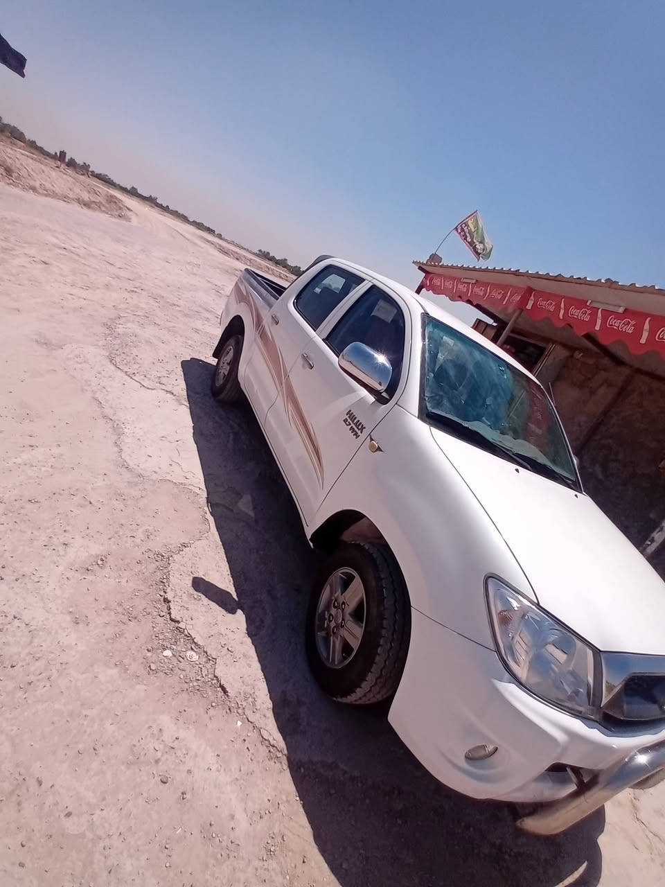 بسم الله الرحمن الرحيم
السلام عليكم ورحمة الله وبركاته 

تويوتا هايلوكس فلاوزنه موديل 2010 رقم وسط الاماني تحويل ثاني يوم محرك كير اكسن حدايده خير من الله بيها جاملغ الايسر مصلح ع بارد فقط بدون صبغ وشبر بالبنيد فوك الايت صبغ الكشر بي تكحيلات اخوان محرك مجفت ومتعهد بي من تنقيص او تبخير او كلشي كير عادي سنويه لغاية شهر ١١ سنه ٢٠٢٦ الاتصال ***********

