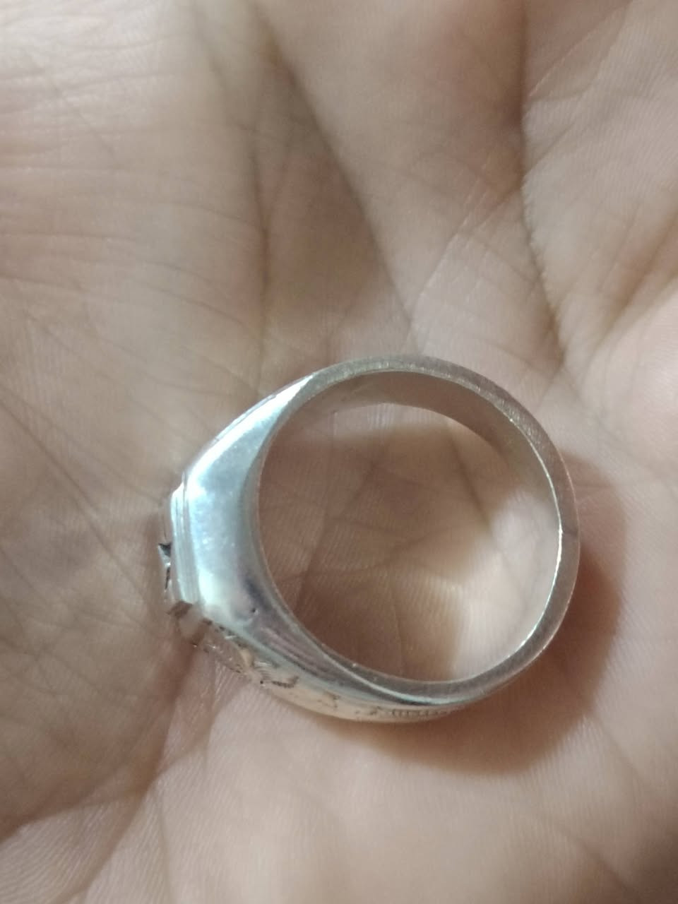 ٣ صياغات  ثقيله و خاتم  النجمه
ما ابيع كسر ذني تخلي الحجر وتلبس مو مال صهر
سعر الغرام 4500 قفل إذا ماعجبك السعر اعبر المنشور


**إذا كنت صاحب هذا الإعلان وتريد حذفه لأي سبب، رجاءا أرسل رسالة إلى الدعم الفني**