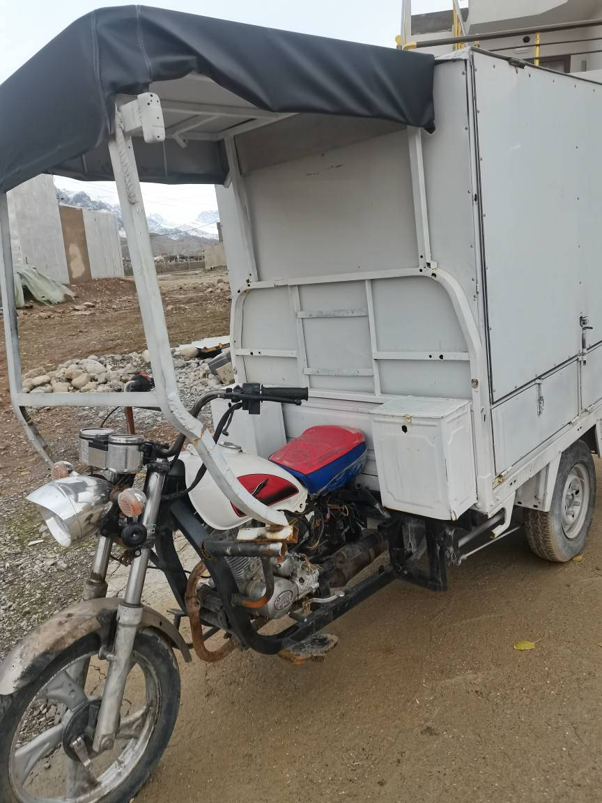 کەریم کابان بۆ فرۆشتن کامل ئەشیای شاورمەی لەگەڵە تانکی و شوێن غازی هەیە 
مەکینە و گێر و شاسی بەشەرتە 
شوێن ڕانیە موشتەری تەلەفۆن بکات 
0750 148 1788 رانية, السليمانية
