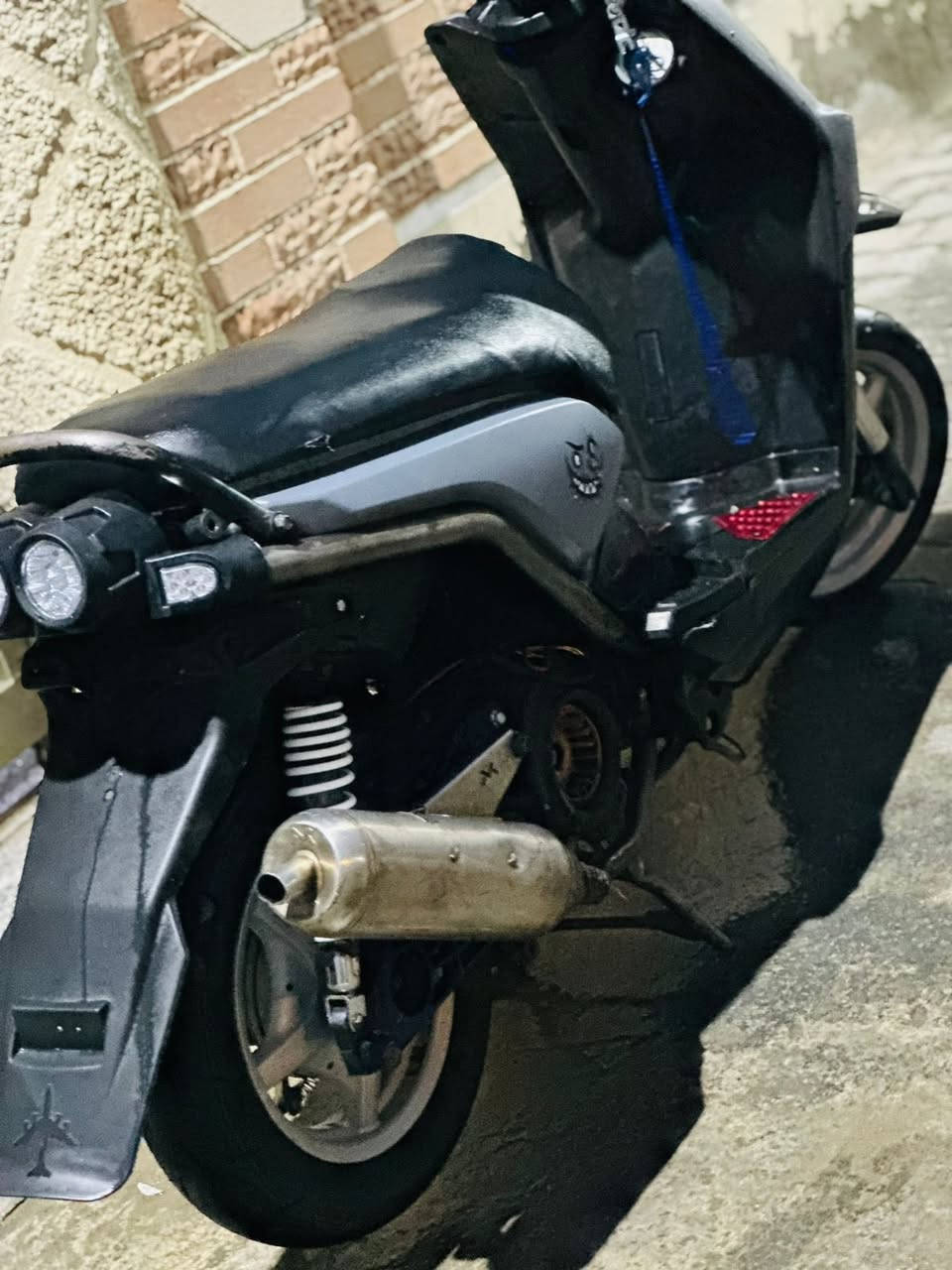 سلام عليكم
سكنس جبلي دراجه خير من الله شلعه معدل بيه نواعم 
صدر  RS 
تطواله مال فج
كلجات رياضي 
يدات بريك 
صلنصه ستيل ( اصليه)
غراض كله اصليه 
يرادله ترتيب نواعم شكم شغله 
السعر ٧٥٠ بيه مجال
اتصل *********** او خاص
