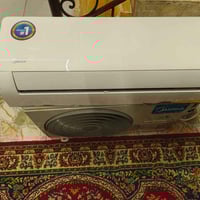 ميديا ١ طن • نظيف • مع كامل اغراضه