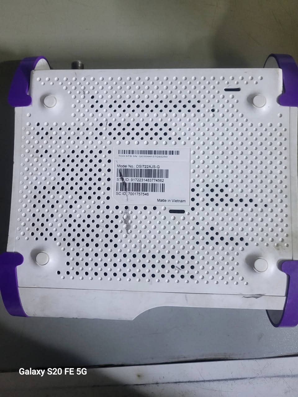 السلام عليكم جهاز بي ان سبورت شغال وعل فحص  بس ما مشغل بيه قنوات لان ماعرفله  سعره 10 الاف منو يفيده مكاني كربلاء بسعر بلاش
