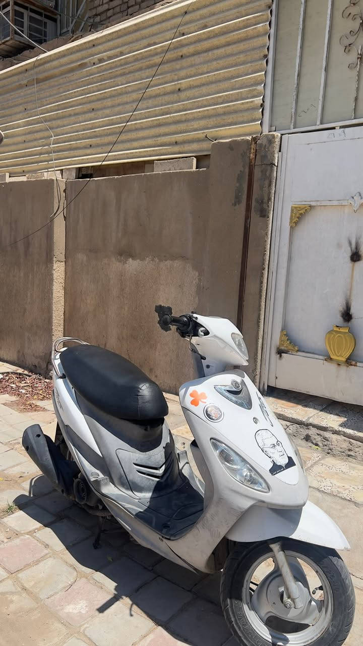 سلام عليكم ، ماكس منغولي كفرات تجاري فقط ، حتى الكابريتر بلادي ، جيب فيتر وافحص  دهن امزويل الماني ب١٥ ابدل الها ، وبانزين كله محسن ، باتري جديد سلف شغال بس يخربط يعني ينراد تعديل عليه ، مخليها اجيب بيها صمون الله وكيلك ، السعر ٦٥٠ وبيها مجال مكاني البلديات شارع الحشد ، 
*********** واتساب او هاتف

