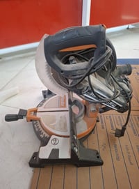 منشار كهربائي • ١٨٠٠ واط • ٢٥٥ ملم