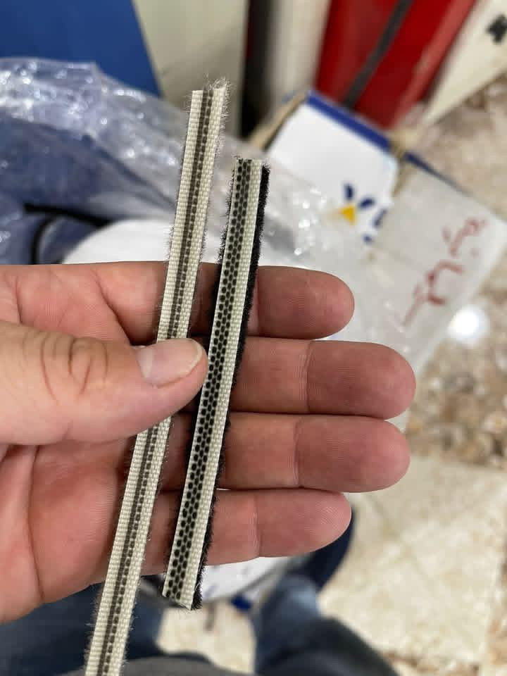 سيفه سلايد حجم ٦٠٠ لفه  ٣٥٠  متر صافى 
للسعر و الطلب راسل خاص 
توصيل موجود


**إذا كنت صاحب هذا الإعلان وتريد حذفه لأي سبب، رجاءا أرسل رسالة إلى الدعم الفني**