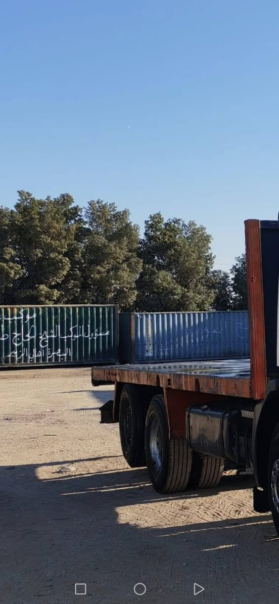 سلام عليكم سطحه البيع الطول 7 متر العرض 2 ونص دبل شاصي 18 العنوان البصره الزبير رقم الهاتف ***********
