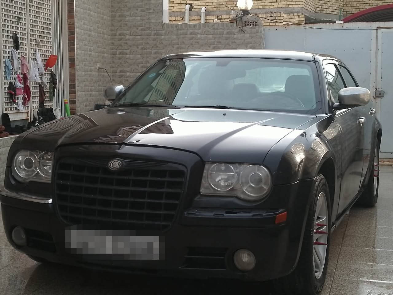 السلام عليكم ورحمة الله وبركاتة 
اوباما ادوات كصه جنطه
متوم شمالي شغل مضبوط 
موديل 2010
المحرك 3500
السياره جاهزه ما بيهه اي نقص 
داخل جلد بيجي
تبريد تدفئه 
لايت زنون
ستيرن كهرباء
كشنات كهرباء
مضخم صوت 
للاستفسار ***********
العنوان ناصريه
السعر 35
