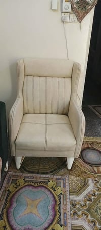 تخم للبيع بسعر ٣٢٥بي مجال نضيف نجاره عراقيه ٨مقعد رقم ‪0774 535 3433
