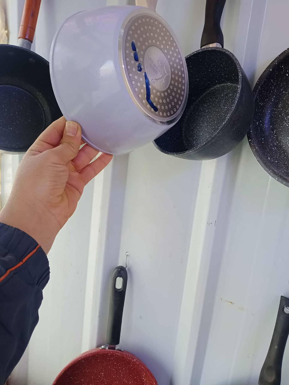 كلشي وكلاشي شارع الالف مقابل مجمع الجوهره الطبي يوجد توصيل


**إذا كنت صاحب هذا الإعلان وتريد حذفه لأي سبب، رجاءا أرسل رسالة إلى الدعم الفني**