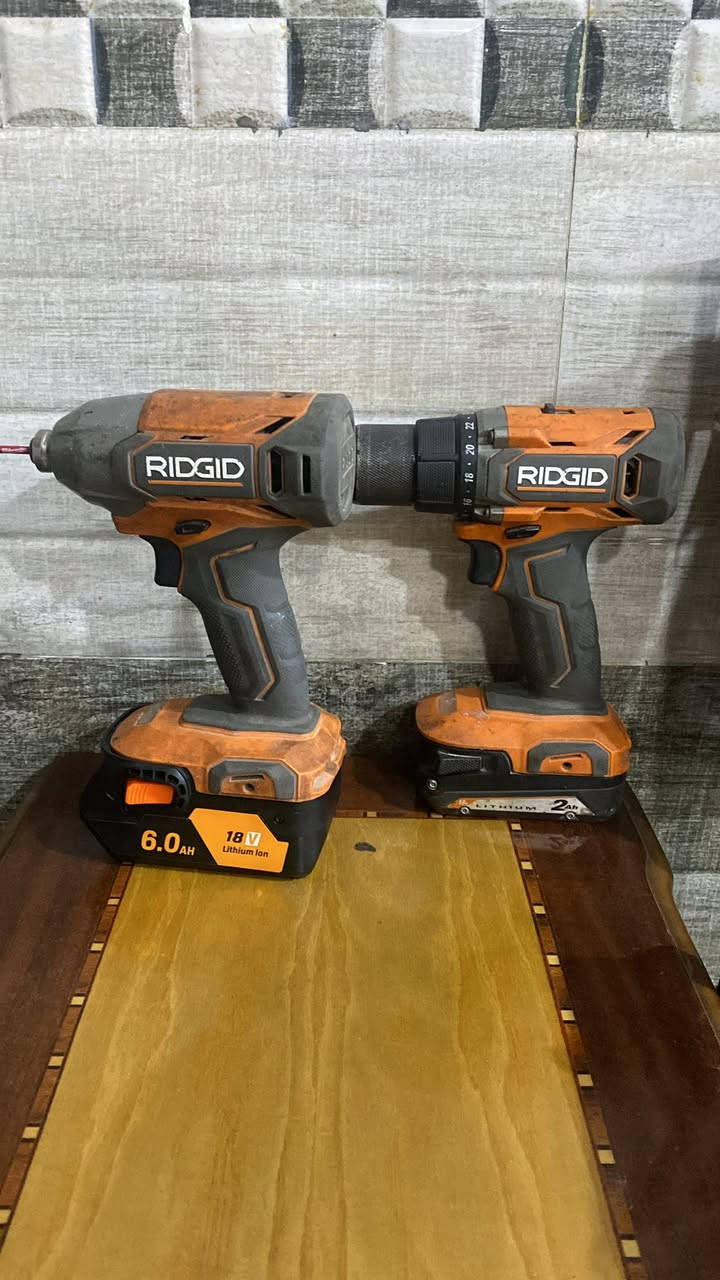 السلام عليكم 
عندي دريل همر وكوسره وامباكت ووفتح وشد وبطاريات عدد 2 وشاحنه اريد اراوس بيهن ب ميلوكي
ونتراهم ع السعر
والي يعجبه العده ينطي سعر واذا تراهمنه سهله يجي ياخذهن او ادزهن توصيل مكاني الشعب. ***********
