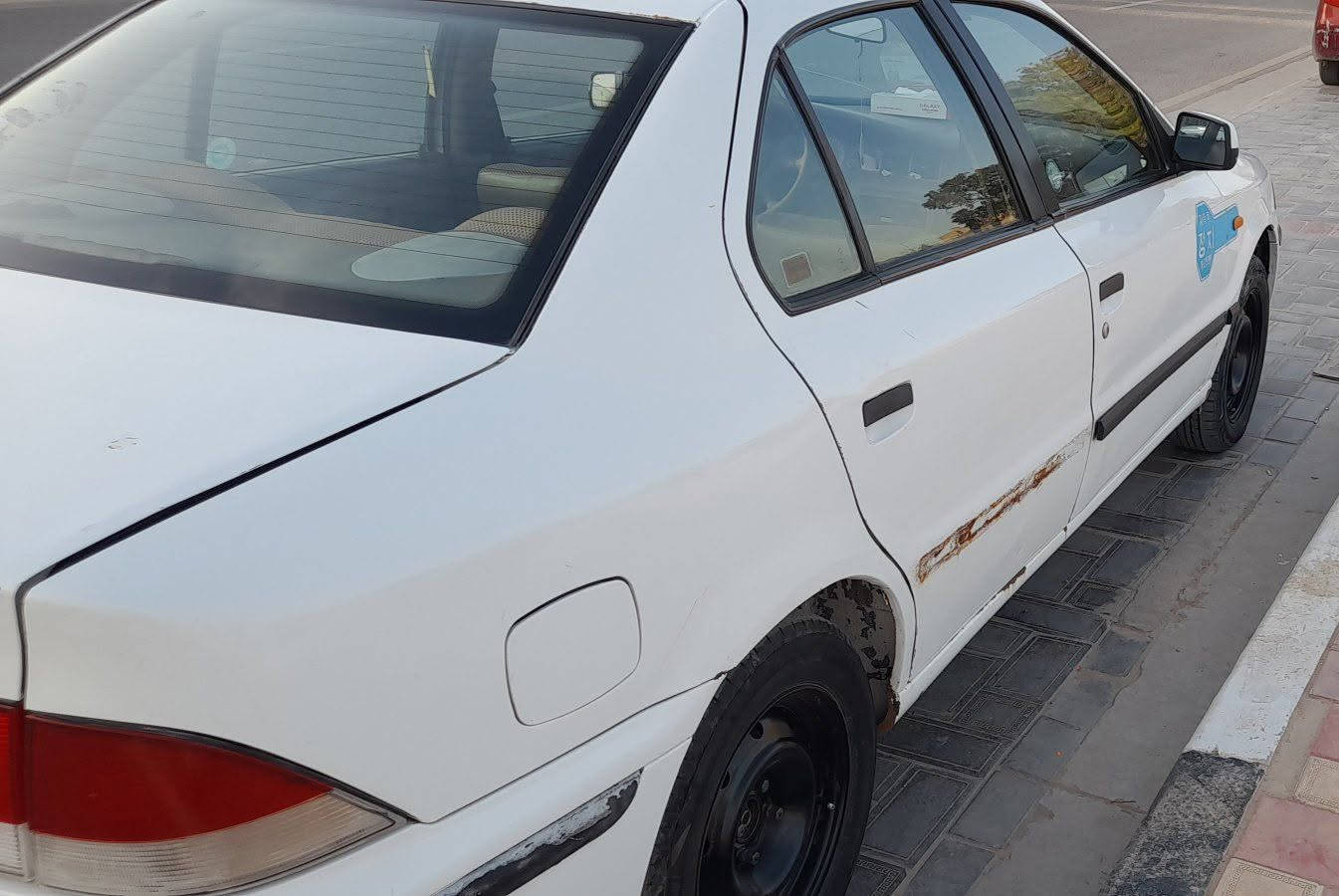 موديل ٢٠١٠ كير مكينه شرط تبريد شغال بس الكمبريسر بي ضعف مصبوغه ومكفوله شواصي وقماره باسمي سنويه لل٣٠ 
السعر ٣٢ وبيها مجال قليل 
***********
