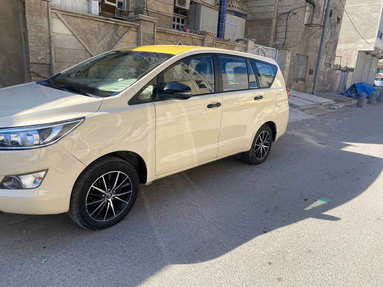 السلام عليكم تويوتا انوفا 2023 للبيع السيارة جديدة بمعنة الكلمة 7 راكب 3 قطع تبريد محركها 2700 ما عاوزها برغي السيارة خير من الله باسمي رقم بغداد انكليزي سعرها 185 وبي مجال بسيط مكاني بغداد الرصافة هـ/*********** بغداد, العراق
