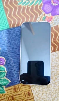 آيفون 13 • ١٢٨ • بطارية ١٠٠
