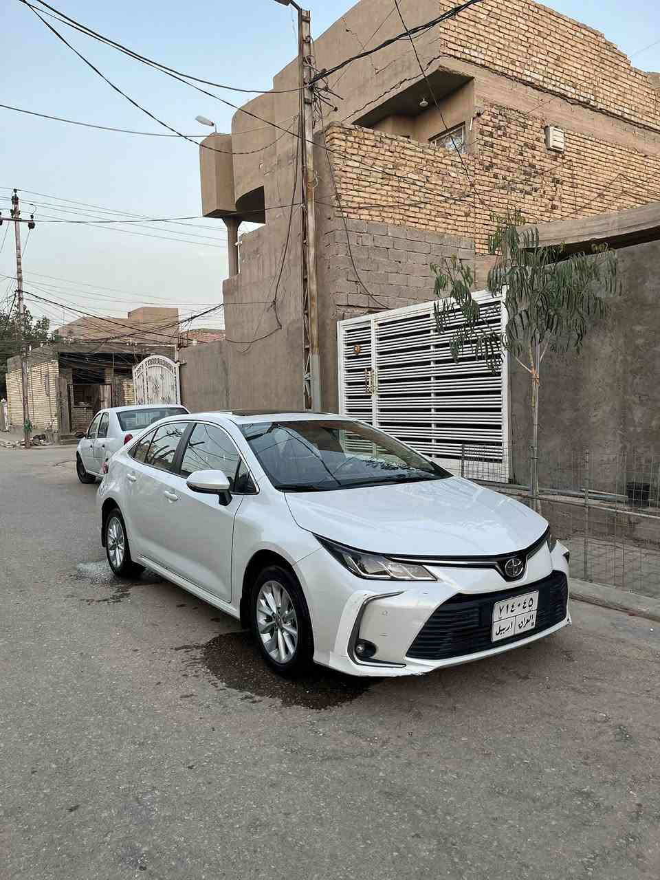 تويوتا كورلا -  Toyota coroll
مديل 2022
نضافه 90‎%‎
فتحه 
بصمه 
تبريد قطعتين 
كراسي مدوشمه جلد 
تحكمات ستيرن 
دخول ذكي
كامره خلفيه
دشبول دجتل 
مري شفط 
بيها بارد بالجاملغ والباب شي بسيط 
سيارة نضيفه وبيها بعد مواصفات والسعر 165$
للتواصل ***********
