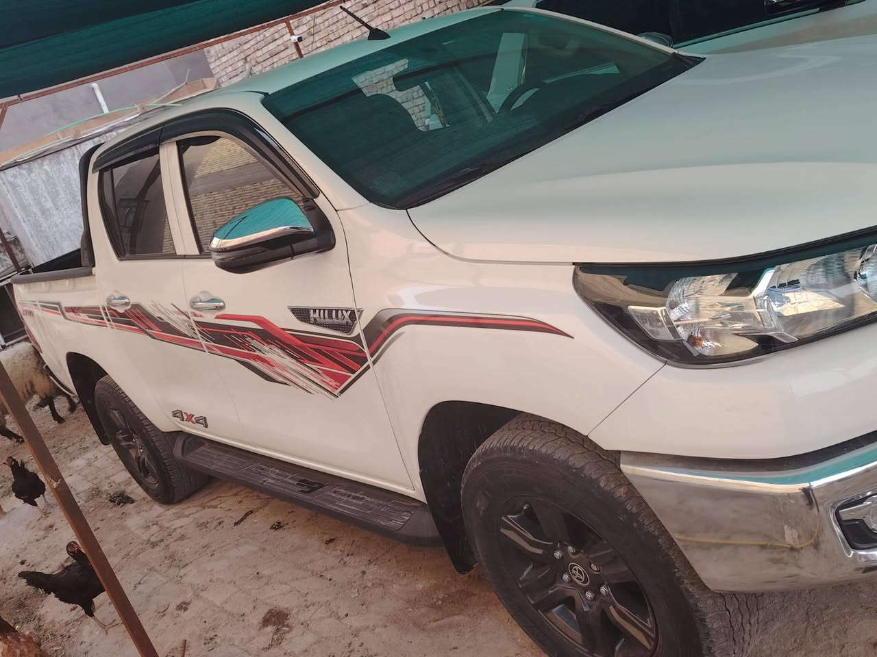 لبيع فور ويل 23 ،سياره نضيفه كلش ،رقم نكليزي بغداد شبه مميز ،،مكان الديوانية ،السعر295،،،،،***********
