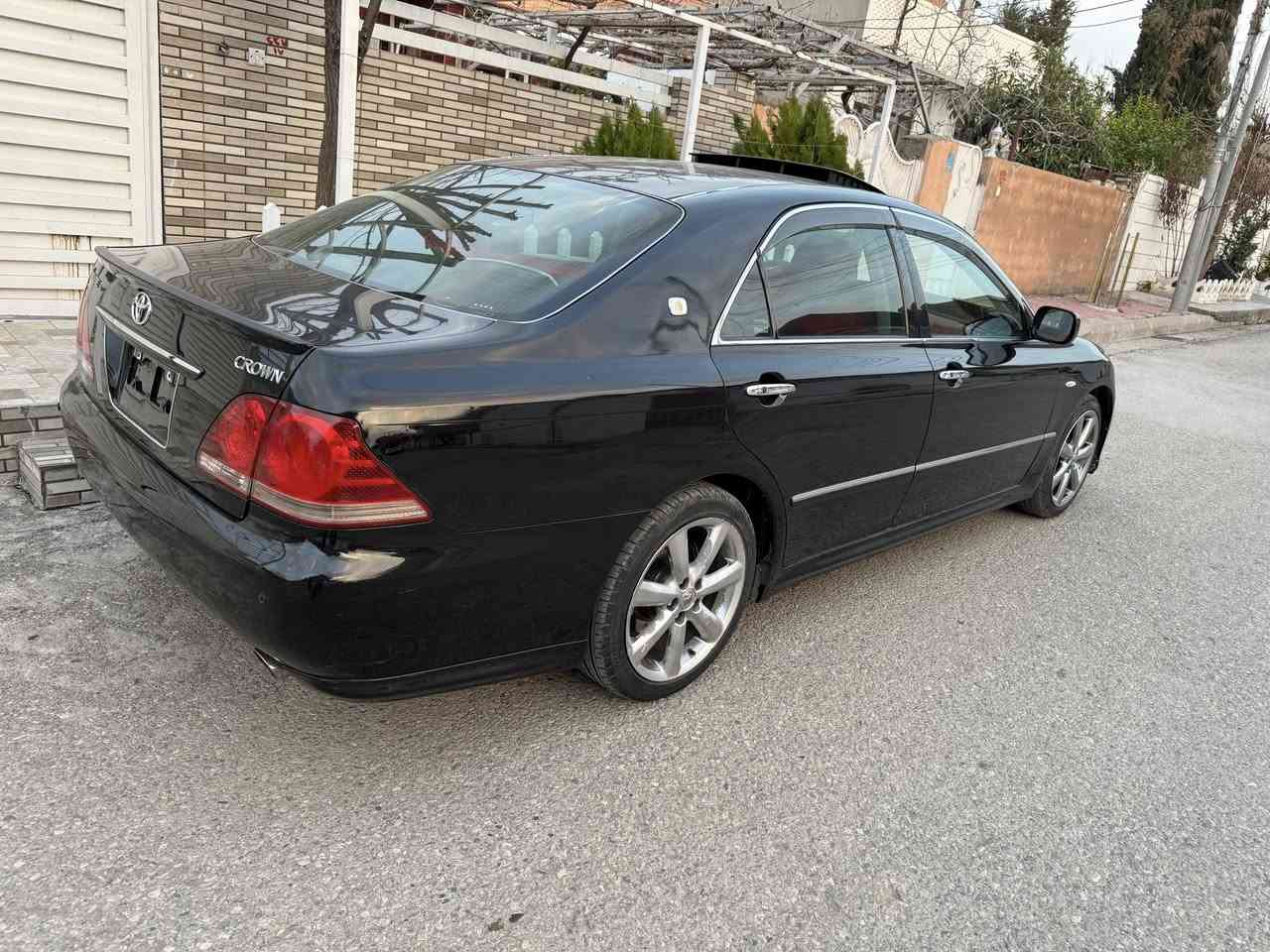 بە ناوی خودای گەورەوباڵادەست
کراون شاهانە مۆدێل ٢٠٠٧موس بي بؤياغ گيرگه وره مكينه بچوك سئ دوگمه وفؤرميكاسور شاشه وكاميرانمونه بي دوكه ل ته بريدوبريك به سراوه جامي هه لگيراوه كامله به شه رتي بئ بؤياغ سؤنه رم داناوه له هلبجه ي شهيدم سيعري قوفلي ٦٣نیو***********
***********
