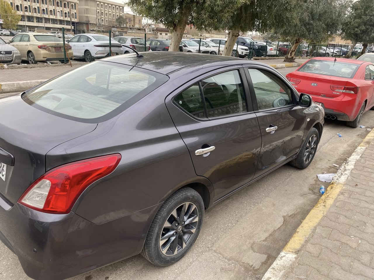 نیسان سەنی لاکشمیبای 2019 گێڕ ئۆتۆماتیک ڕەقەم هەولێر سێ پارچە بۆیاخی هەیە بێ ناوگرتن سەنەوی و ڕەقەمی تازەیە گێڕ و مەکینە و تەبرید و تەحویل و غەرامە بە شەرت تەنها 108 کیلۆمەتر ڕۆیشتووە نرخی 90 گەڵا و مەجال شوێن سلێمانی 
***********
***********
کۆڕەک واتساپی هەیە 

نيسان صني هندي موديل 2019 گير اوتوماتيك رقم اربيل بيها 3 قطع صبغ بدون دواخل السنوية و الرقم جديده گير و مكينه وتبريد وتحويل و الغرامه بشرط ماشيه 108 كيلومتر فقط السعر 90 ورقة ومجال مكان السيارة السليمانية المعاملة على هذا الارقام الي مسجله فوك والكورك بي واتساب
