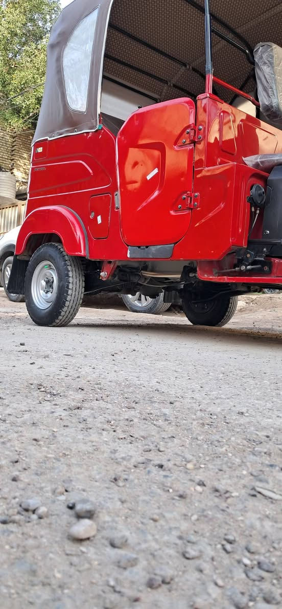 سلام عليكم تكتك البيع موديل 22 مكفولة كفالة عامة مكاني غزالية ***********
