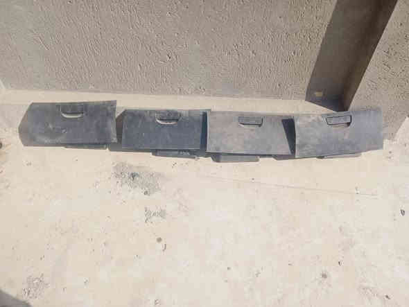 ابواب سيارة اوبامة موديل 2010 وجوة

جهة الراكب ابواب 2 لون سلفري

ويوجد جكمجات عدد4 

المكان واسط كوت الخاجية

للستفسار *********** يوجد واتساب

الخاص مفتوح
