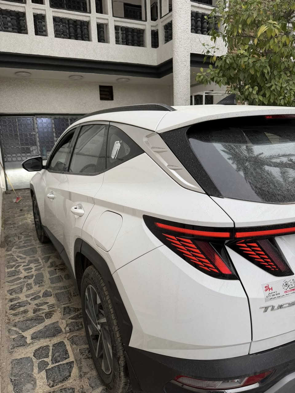 السلام عليكم
سيارة توسان ٢٠٢٤ 
كفالة عامة عدا بارد اصبع بالجنطة كلش بسيط 
فول مواصفات عدا البنوراما 
كراسي كهرباء  ٣ حركات
داخل لونين 
شاشة كبيرة 
تحديد مسار
مثبت سرعة 
رقم بغداد و باسمي تحويل مباشر 
مكاني بغداد سعر ٢٢٠ و بيها مجال بسيط 
للاستفسار ***********
