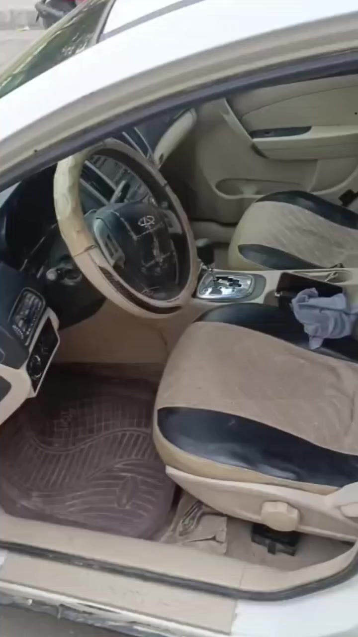 سلام عليكم شيري اي ثري البيع نضيفه محوره كمري كوري اصوليه ملك السياره من سكنت الشاميه وسياره موجوده بكربلاء اذا حبيت تخذه مدور ثاني يوم محرك مكفول وكير مكفول من كلشي اليحب هاذه رقمي ***********بي واتساب مديل سياره 2013
