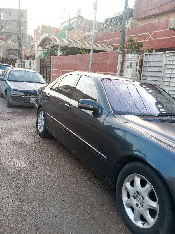سلام عليكم.
كل الاحترام لصاحب الكروب 
2001s500
سعر 65$ بيع مستعجل 
بلاد صبغ هلال جاملغ الخلفي فقط 
كفاله محرك كير 
كشنات كهرباء 
شرط تحويل بسمك 
مكان بغداد البياع 
*********** وتس
