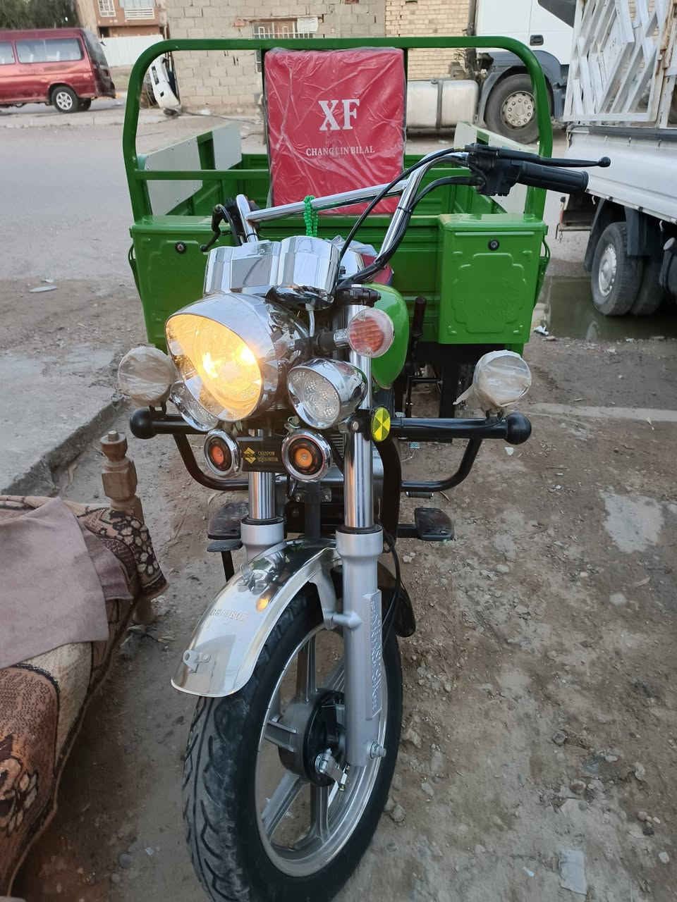 سلام عليكم مكلف بل نشر ستوته للبيع موديل 2023 لون أخضر تفاحيه زيرو ستوته شركه بلاديه ماماشيه قليل مكفوله من كلشي سنويه ورقم بعده ممستلمه كامل أوراق مكفوله من كل شيء السعر3مليون  الرقم ***********مكاني بغداد شعله
