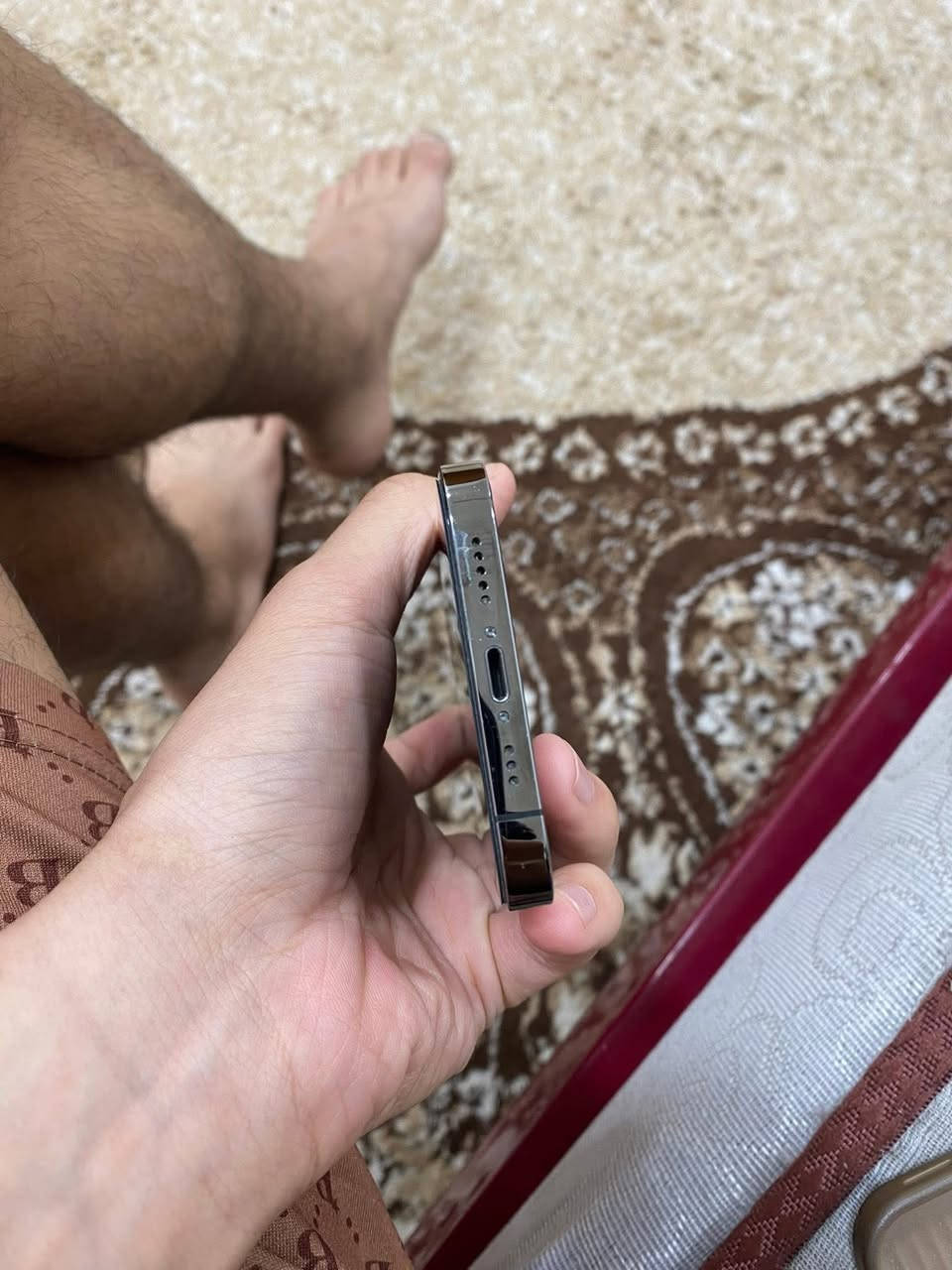 اقره المنشور وشوف الصور السلام عليكم ايفون 12 برو فقط ركزلي هنا فقط برو مو اطب ساعه تلغي وراها تكول عبالي برو ماكس جهاز جديد ونضيف مثل مموضح بل صور كلشي ممبدل بي جهاز وتر بروف ذاكره 256 بطاريه 🪫73 رساله خدمه فقط نموذج m نضافه 95 جهاز امانت الله ورسوله كله شغال تجي تفحص شحن نت مخابره تصال كاميرته صوته بصمته هزازه فيس ايدي كل نقص مابي السعر 330 قفل قفل قفل غير قابل للعمله العنوان بغداد الشعب موجود ماسنجر وموجود واتساب هاذ رقمي ***********
