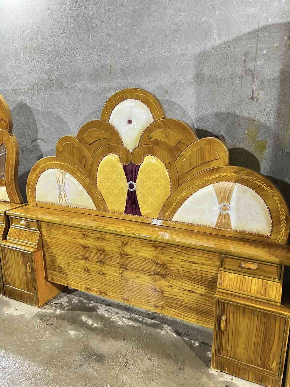 سلام عليكم غرفه نجاره مستخدمه نظيفه العنوان الحله ***********
