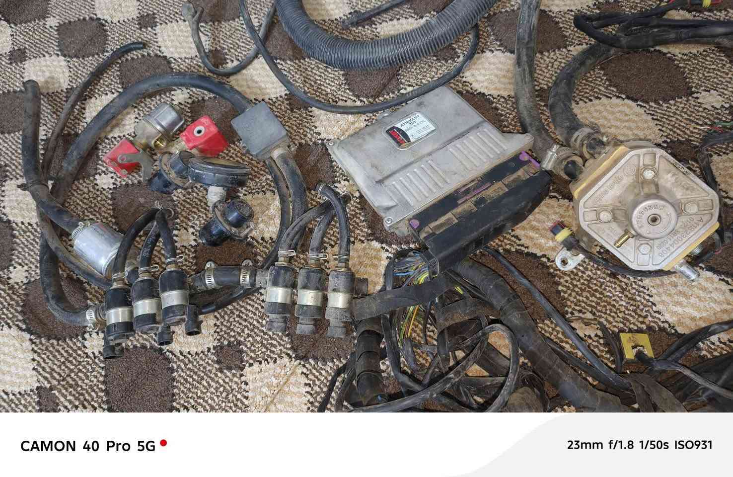 متوفر منظومة غاز للبيع
6 سلندر خزان 60لتر
نضيفة جدآ سعر 300
العنوان كربلاء 
***********
