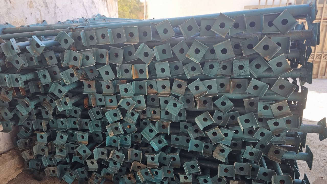 للبيع جكات جديد  عدد 600 حاضن السن الخشن العنوان كربلاء ***********
