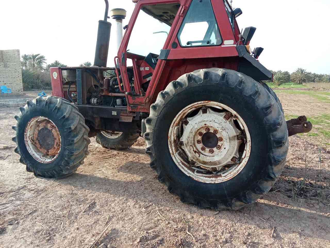 فئات 140 للبيع كامل المواصفات
گير عادي  رقم وسنوية واسط تحويل مباشر 
للاتصال ***********
