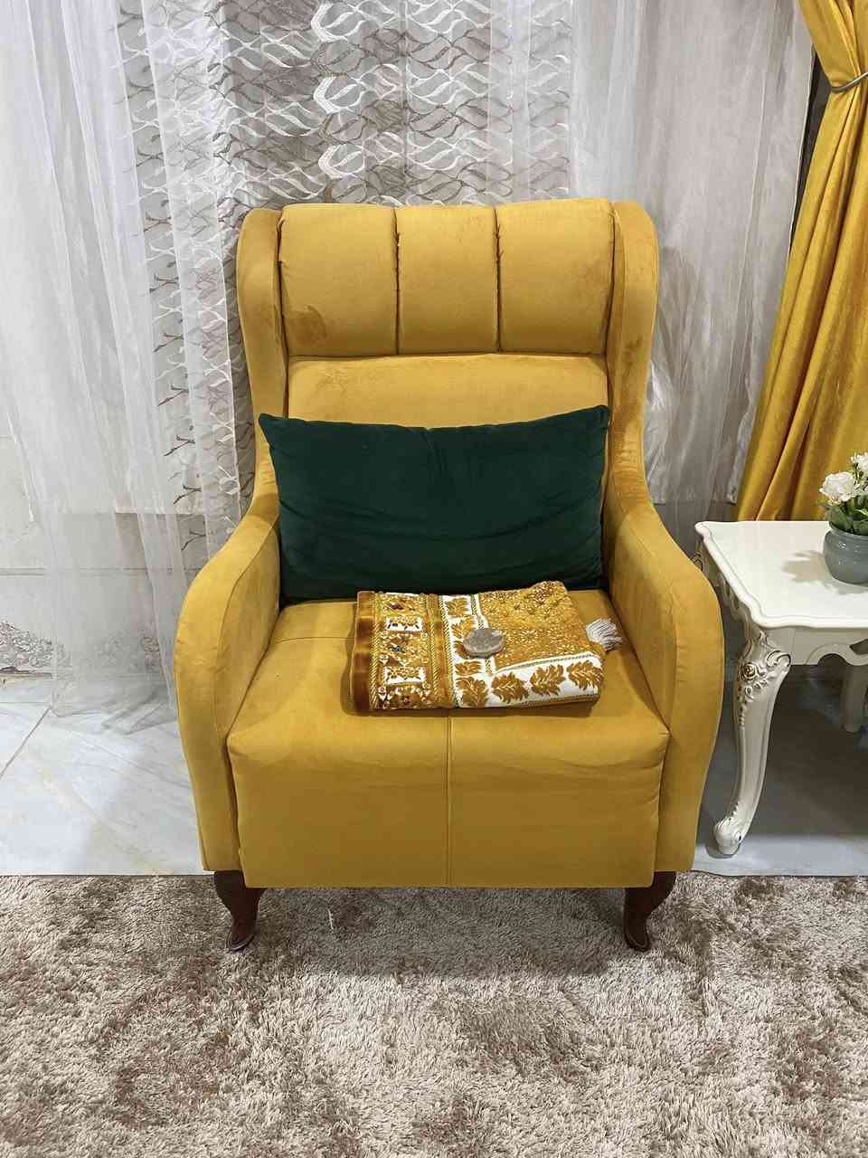 سلام عليكم
للبيع تخم ٥ قطع 
ويا البردات والقواعد مالتهن
***********
محاويل حي المشتل
