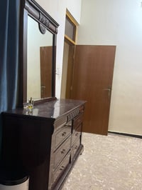 غرفة ماليزي • عدا الصومية • للبيع