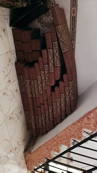 جلسه خليجيه مرتبه صارلي سنه من مشتريه بعده جديده اخذته ٤٩٠الف قيم سعرك...