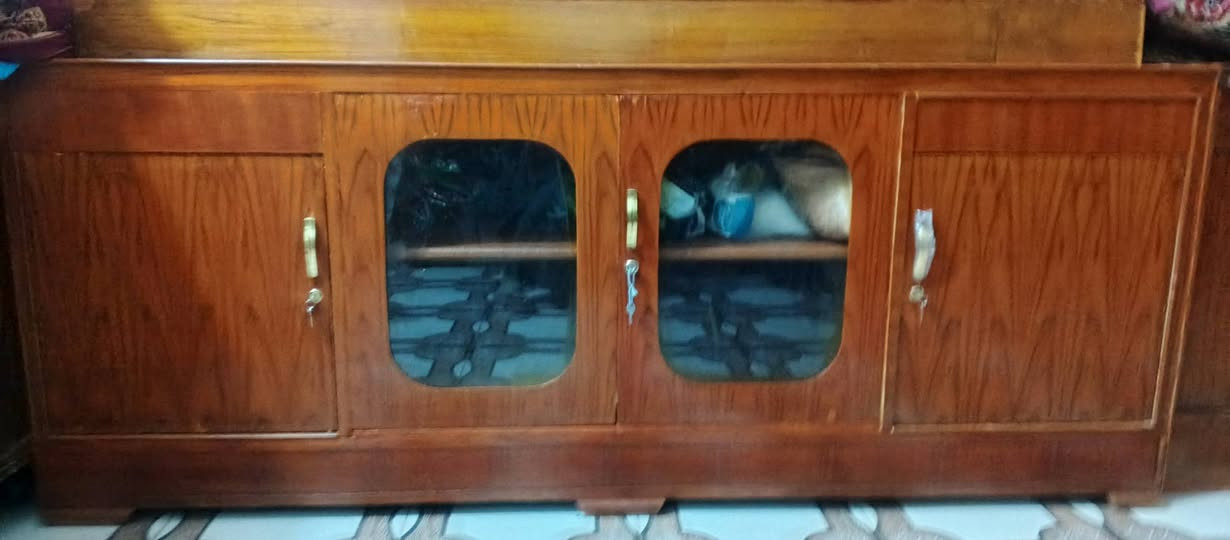 السلام عليكم موجود قرفه اخشاب للبيع وبوفيات وكناتيراتصل***********
