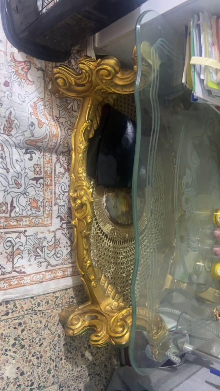 قنفات ٢كبار و٤صغار مع طبلة وسطية خشب زان مصري السعر مناسب العنوان بغداد الشعب قرب سوق ٤٠٠٠الي يريدة يراسل عالخاص أو يتصل على هذا الرقم *********** بي واتساب
