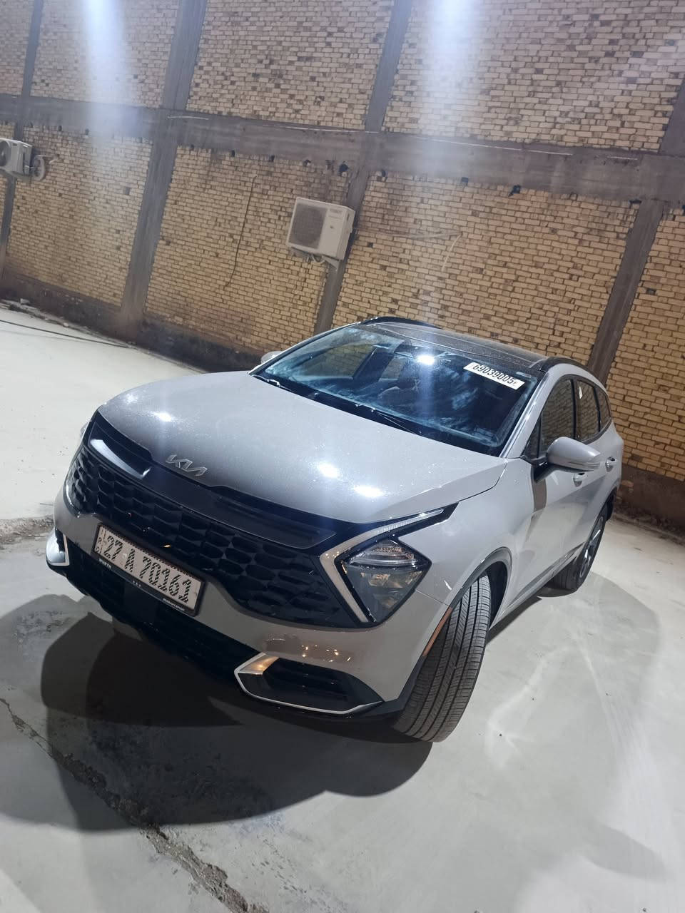 كيا سبورتج موديل 2024امريكي  Sx برستيج فول مواصفات أعلى فئه اللون إسمنتي دواخل مشمشي وسقف بانوراما مرقم ذي قار كفالة عامة من الصبغ والتبديل والبارد والتكحيل والفتح/ الكير والمكينه والحداده كفالة حتى برغي ممفتوح بيهم ماشية 15الف بعدها على تايرات الشركة حادثها تقرير مياه أمطار 
المواصفات /فول مواصفات ماكو داعي اذكرهم وأطول عليكم لأن اهواي بيها مواصفات تجي وتشوف بعينك للاستفسار ***********/وات ساب
